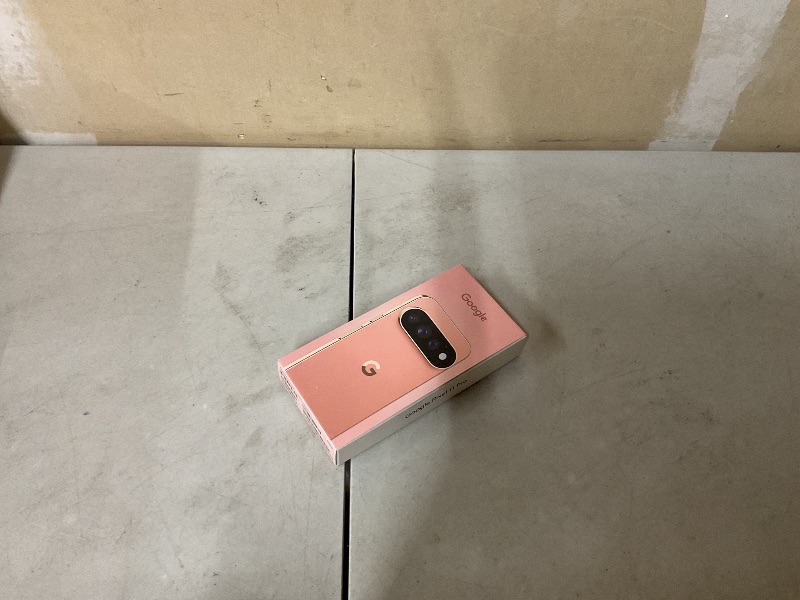 Photo 1 of Google Pixel 11 Pro - Unlocked Smartphone, Gemini - 512 GB - Canyon