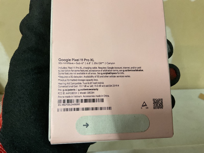 Photo 1 of Google Pixel 11 Pro XL - Unlocked Smartphone, Gemini - 256 GB - Canyon