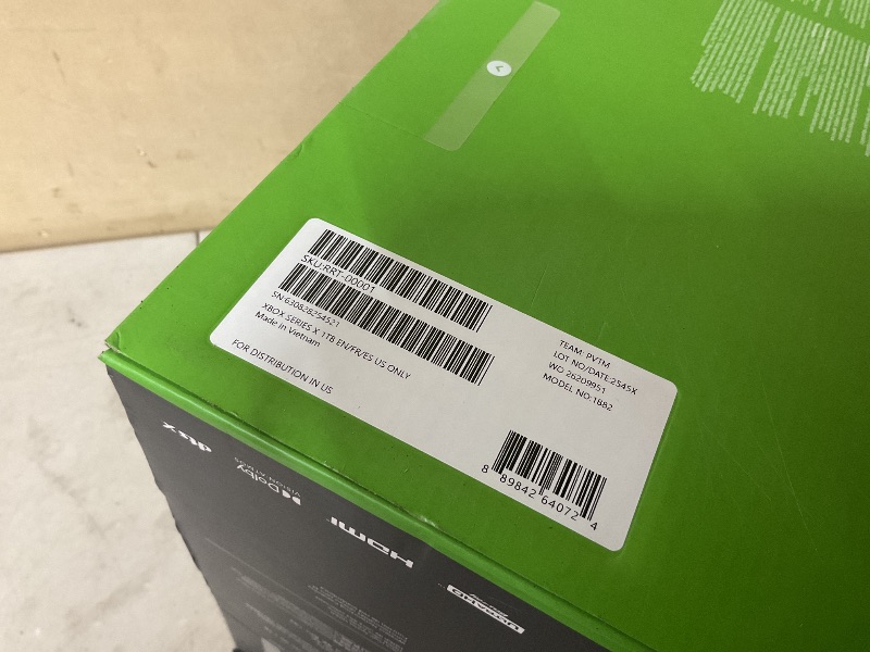 Photo 1 of Xbox Series X - Gaming Console - 1TB SSD - Includes Wireless Controller - 4K Gaming - 120FPS - Carbon Black