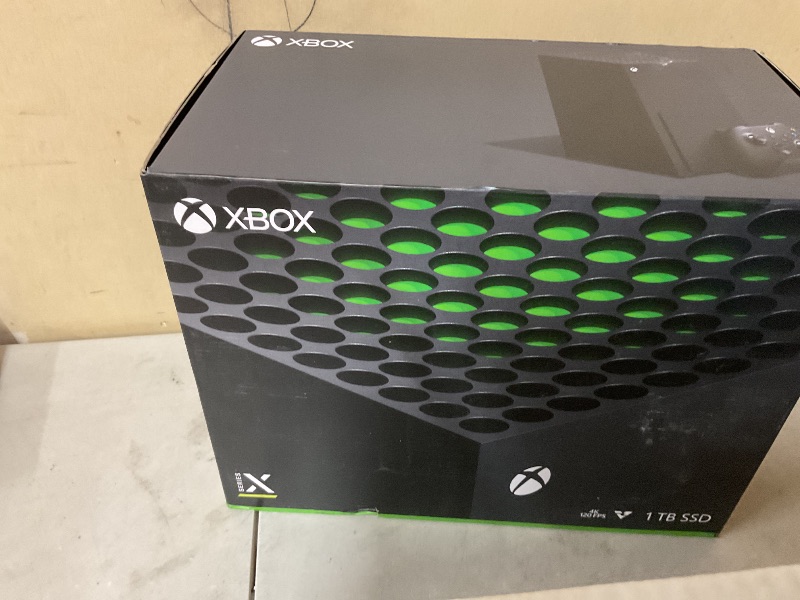 Photo 1 of Xbox Series X - Gaming Console - 1TB SSD - Includes Wireless Controller - 4K Gaming - 120FPS - Carbon Black