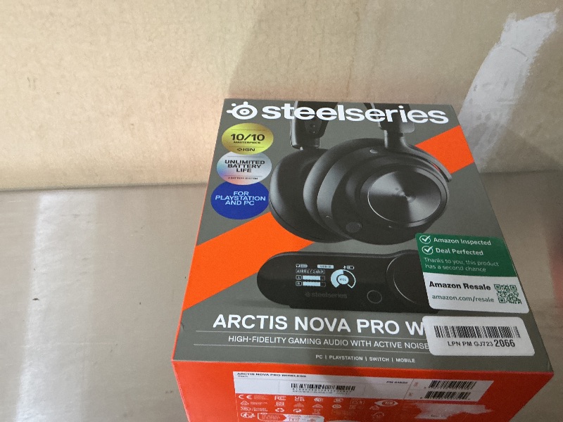 Photo 1 of SteelSeries Arctis Nova Pro Wireless Gaming Headset6152048913512500637