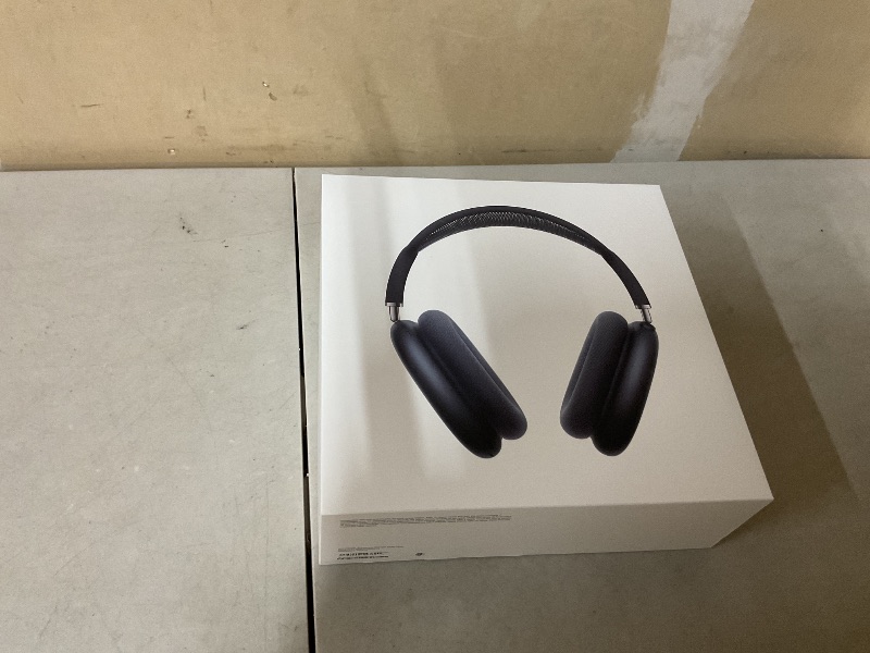 Photo 1 of Apple AirPods Max Wireless Over-Ear Headphones, Pro-Level Active Noise Cancellation, Transparency Mode, Personalized Spatial Audio, USB-C Charging, Bluetooth Headphones for iPhone - Midnight