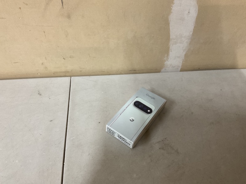 Photo 1 of Google Pixel 11 Pro - Unlocked Smartphone, Gemini - 256 GB - Fog