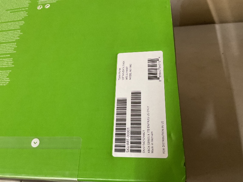 Photo 1 of Xbox Series X - Gaming Console - 1TB SSD - Includes Wireless Controller - 4K Gaming - 120FPS - Carbon Black