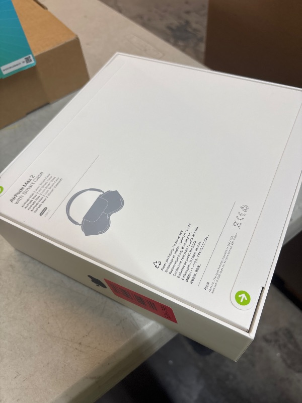 Photo 1 of Apple AirPods Max 2 Wireless Over-Ear Headphones – Midnight