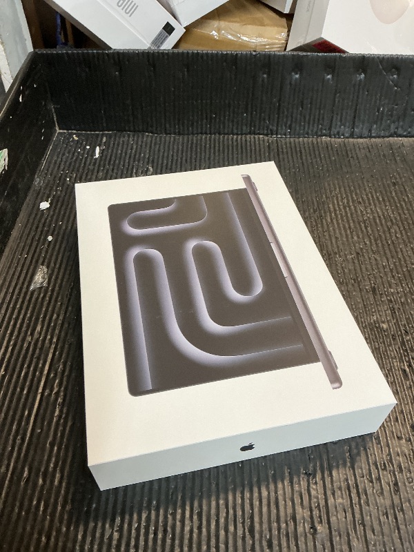 Photo 1 of Apple MacBook Pro 14.2" M5 Laptop