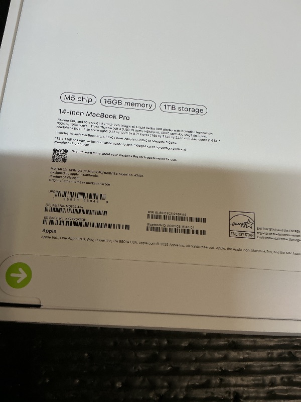 Photo 1 of Apple MacBook Pro 14.2" M5 Laptop