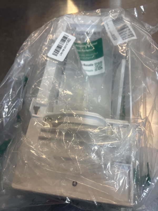 View 2 of TSIGUOQURU W11284458 Refrigerator Ice Maker Assembly