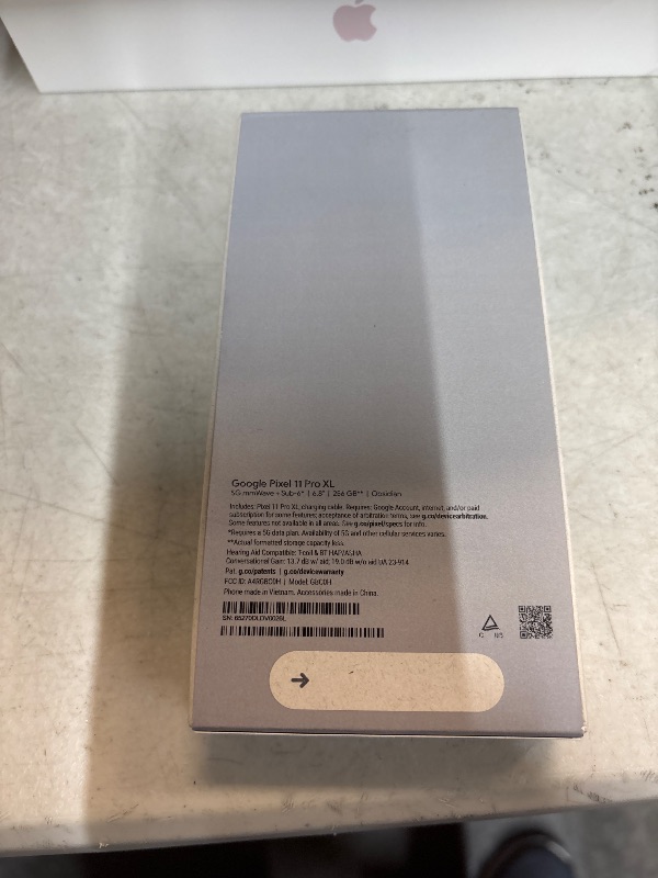 Photo 1 of Google Pixel 11 Pro XL - Unlocked Smartphone, Gemini - 256 GB - Obsidian