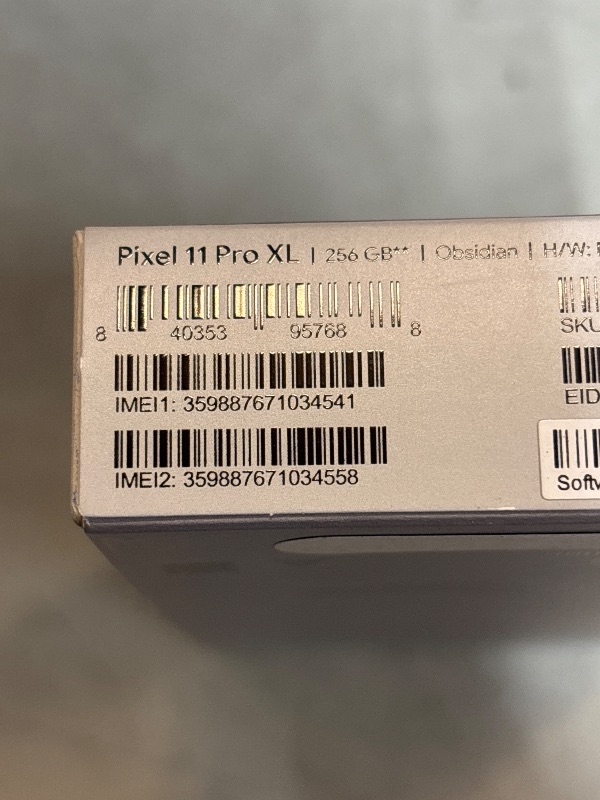 Photo 1 of Google Pixel 11 Pro XL - Unlocked Smartphone, Gemini - 256 GB - Obsidian