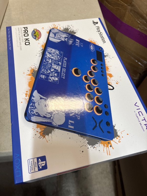 Photo 1 of Turtle Beach Victrix Pro KO Leverless Fight Stick: Street Fighter II PS5