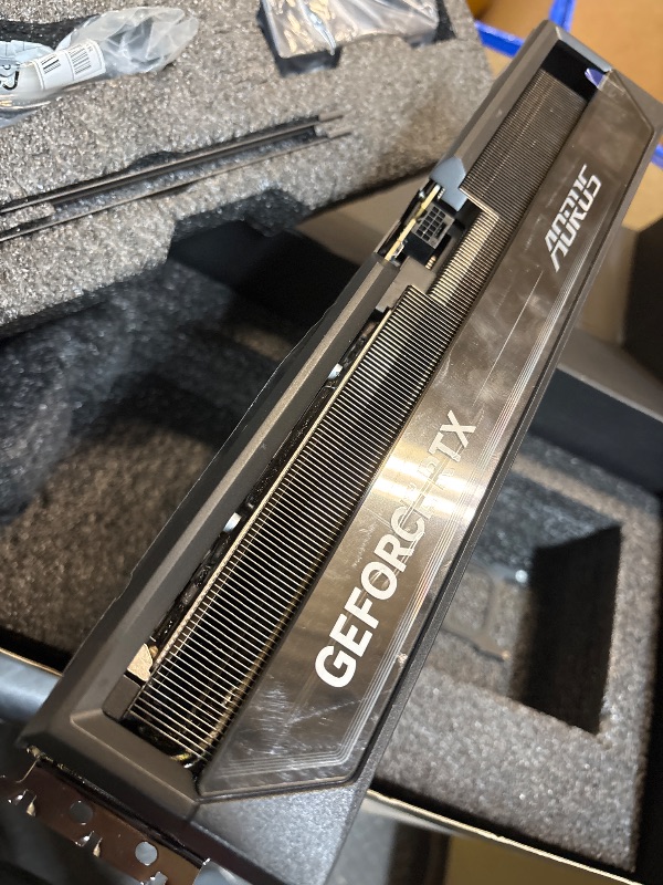 Photo 1 of GIGABYTE AORUS GeForce RTX 5090 Master 32G Graphics Card, by NVIDIA, WINDFORCE Cooling System, DisplayPort & HDMI - Video Output Interface, 32GB 512-bit GDDR7, GV-N5090AORUS M-32GD Video Cardo