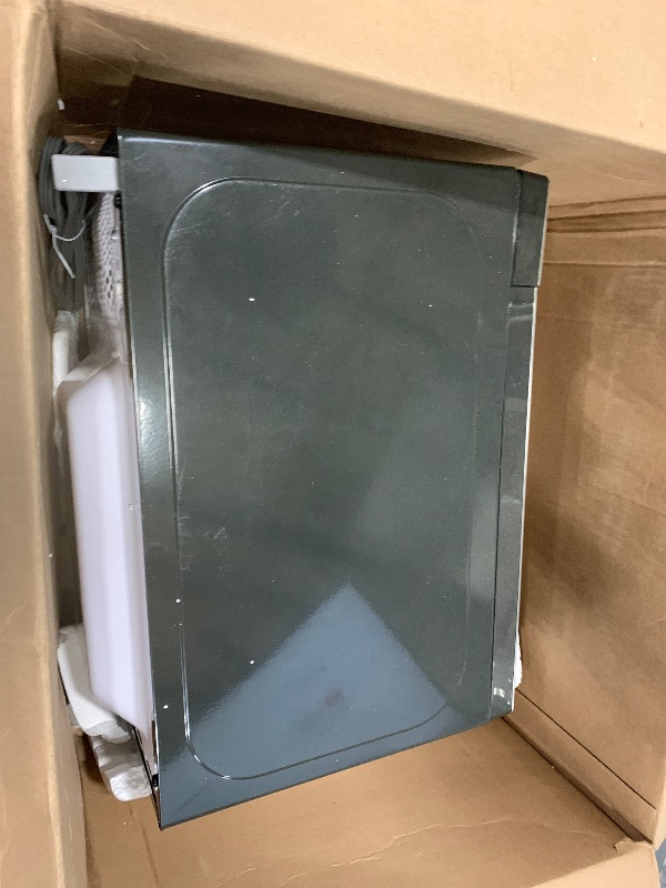 View 2 of Microwave Oven