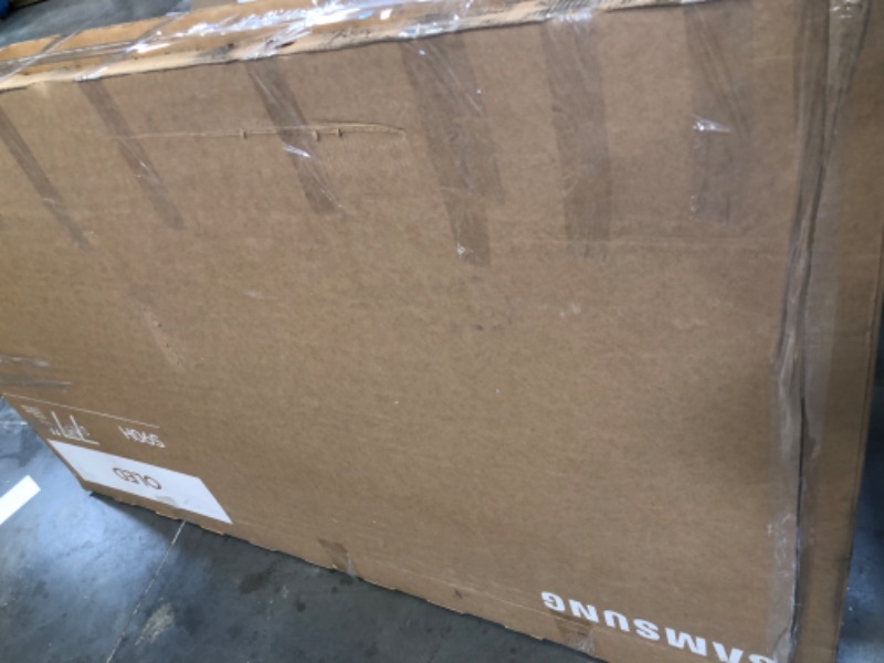 Photo 1 of Samsung 77-Inch S90H OLED 4K Smart TV UNTESTED NO POWER CORD