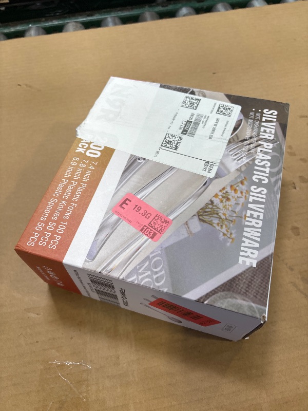 View 2 of N9R 200-Piece Silver Plastic Cutlery Set