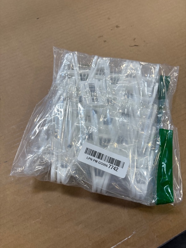 View 2 of Neiysoe 30 Pack Hanger Clips - White