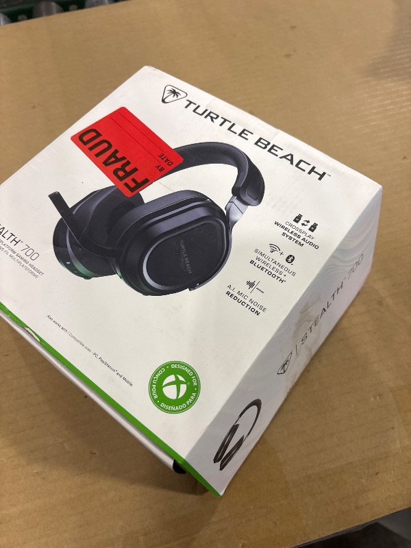 View 3 of Turtle Beach Stealth 700 Gen 3 Wireless Gaming Headset