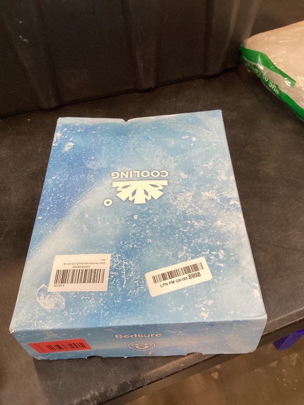 Photo 1 of Bedsure Queen Cooling Sheet Set Silver Infused Q-Max>0.46