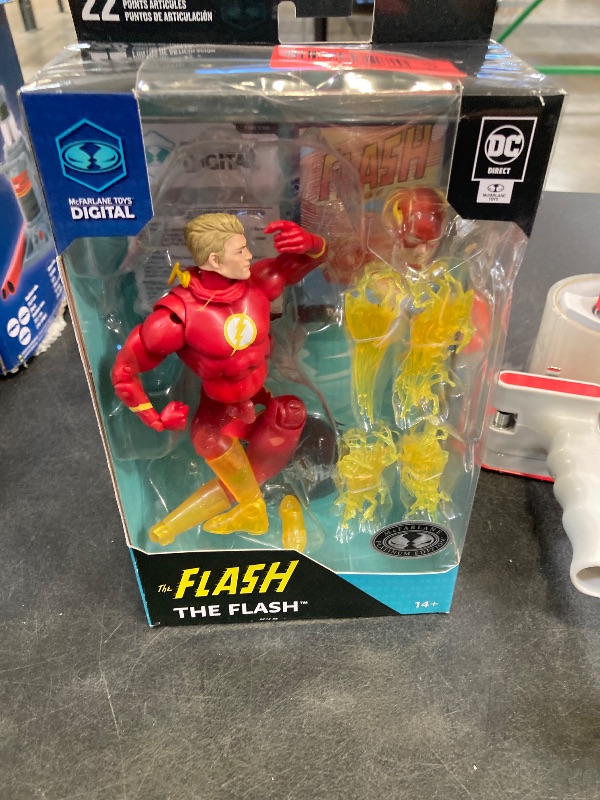 Photo 1 of McFarlane Toys DC Direct Digital The Flash Platinum Action Figure