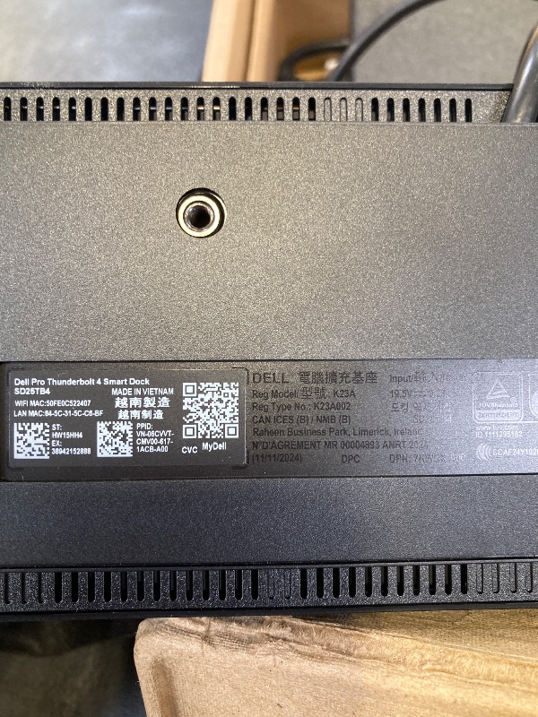 Photo 1 of Dell Pro Thunderbolt 4 Smart Dock SD25TB4 – USB-C Station 130W, 4 Displays 4K, 2X DP 1.4, HDMI 2.1, 2X Thunderbolt 4, 2.5GbE, Wi-Fi, Sustainable Design