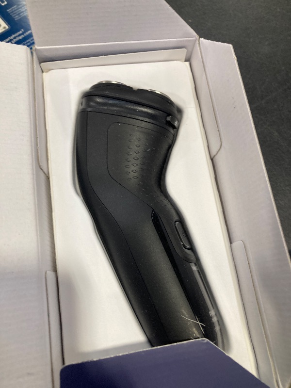 Photo 1 of Philips Norelco 2400 Series Electric Shaver Black