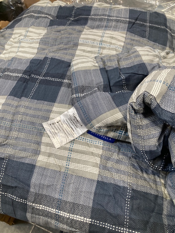 Photo 1 of SLEEPBELLA Comforter Queen Size, 600 Thread Count Cotton Navy Blue & Grey Buffalo Pattern Blue Plaid Comforter Sets,Down Alternative Bedding Set 3Pcs (Queen, Navy Plaid)
