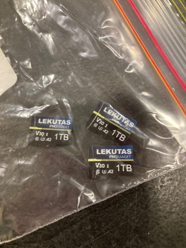 Photo 1 of LEKUTAS 1TB Micro SD Card