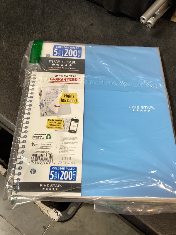 Photo 1 of Five Star 5 Subject Notebook, College Ruled, 200 Sheets, 8.5" x 11", Blue