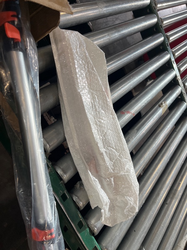 Photo 1 of SISUPASSIE 20FT Telescoping Pole Saw