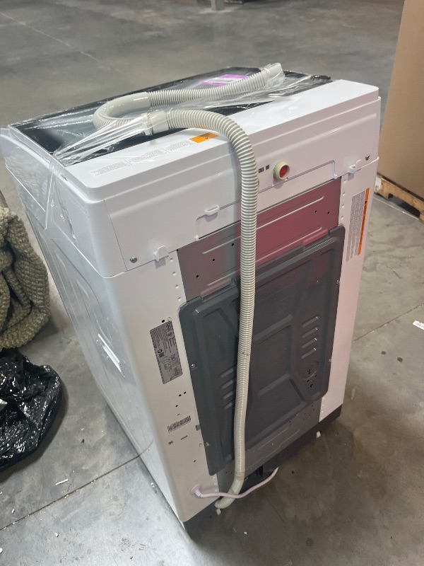 Photo 1 of BLACK+DECKER 2.0 Cu. Ft. Portable Washer, 15.4 lb. Capacity, BPWM20W, White