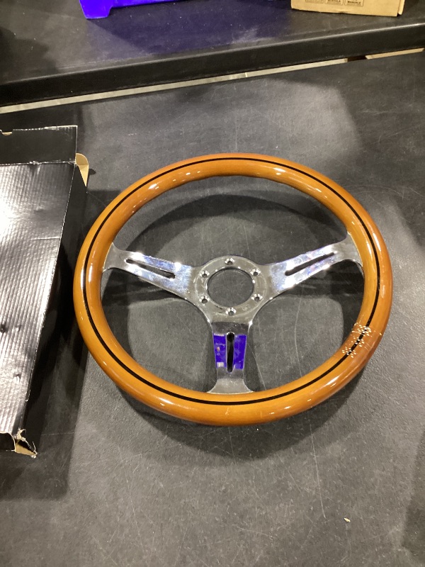 Photo 1 of Fanower 14" 350mm 6-Bolt Racing Steering Wheel
