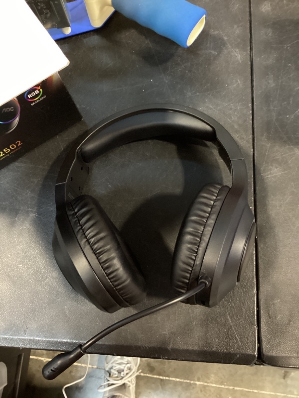 Photo 1 of AOC Wireless Gaming Headset for PS5, PS4, Nintendo Switch, PC- Black