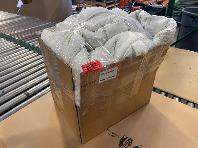 View 2 of Jov5tic Queen Mattress Topper - 1500GSM Down Alternative Fill, Viscose Cover
