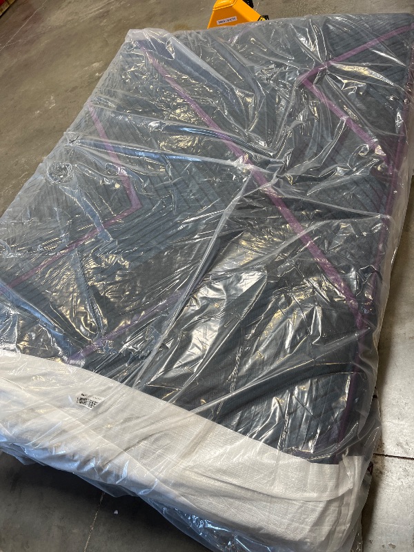 Photo 1 of Beautyrest World Class Level Three Plush Hybrid Queen Mattress