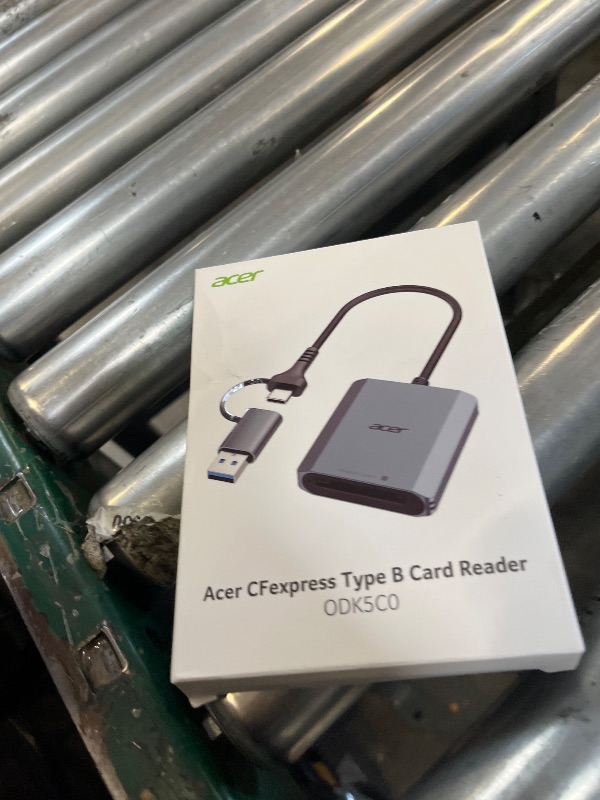 Photo 1 of Acer CFexpress Type B Card Reader - USB 3.2 Gen 2