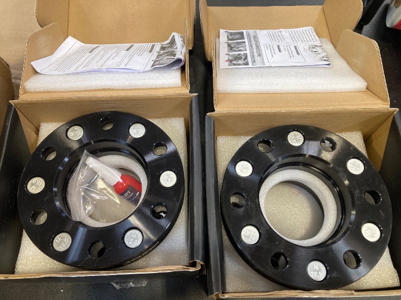 Photo 1 of Richeer 1" Wheel Spacers (6x5.5)