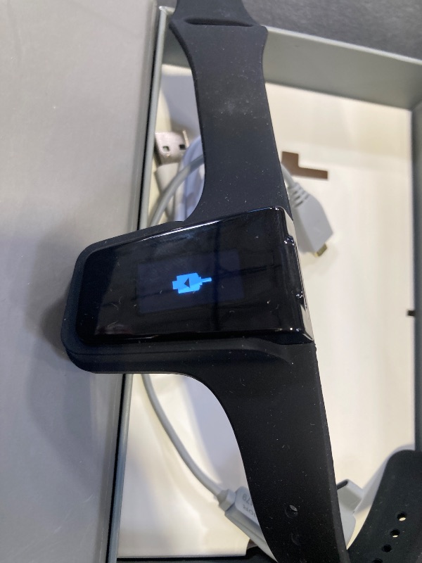 Photo 1 of Wellue Wrist Pulse Oximeter, Continuous SPO2 & HR Monitor