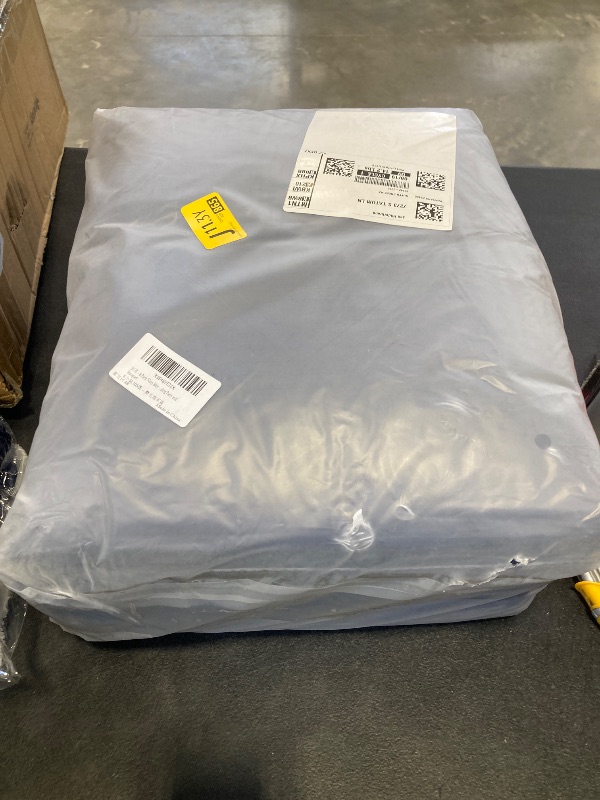 Photo 1 of Heneger Navy Blue Round Tablecloth - 120 Inch (8 Pack)