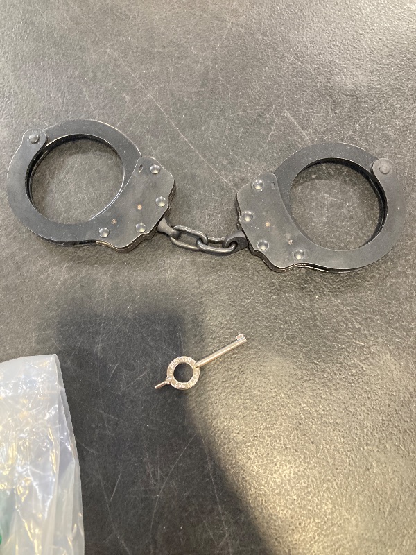 Photo 1 of Peerless Handcuff Company 730C Superlite Chain Link Handcuff - Black