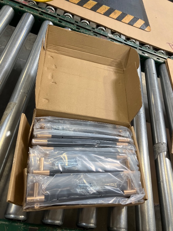 Photo 1 of Westablize 30 Pack 7.5 Inch Cabinet Pulls