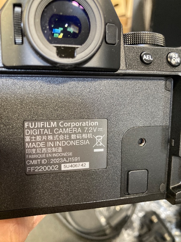 View 3 of Fujifilm X-S20 Mirrorless Camera with XC15-45mm Lens