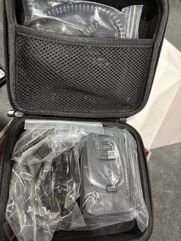 Photo 1 of Uniden R4 Extreme Long-Range Radar Detector