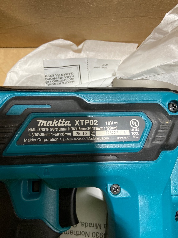 View 4 of Makita XTP02Z 18V LXT Cordless 1-3/8" Pin Nailer (Tool Only)