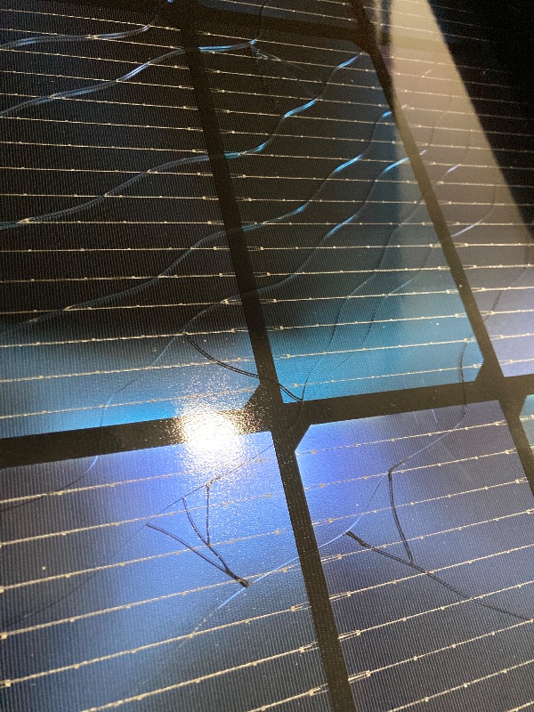 View 4 of JJN 425W Bifacial Solar Panel