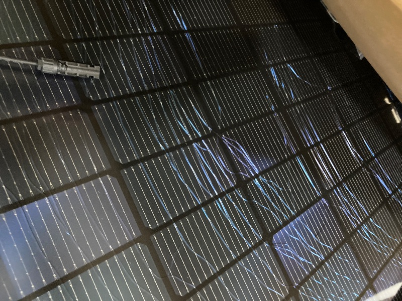 View 3 of JJN 425W Bifacial Solar Panel