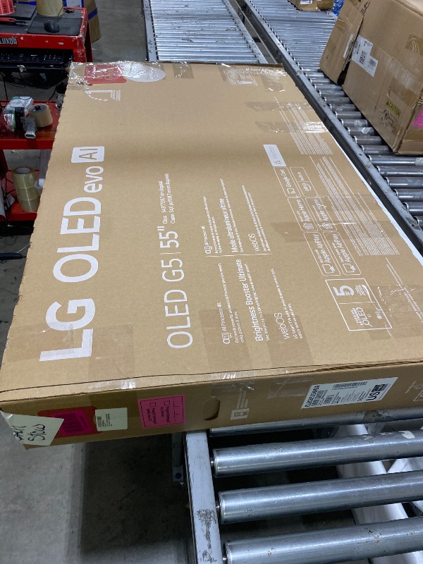 Photo 1 of LG 55" OLED evo AI 4K G5 Smart TV