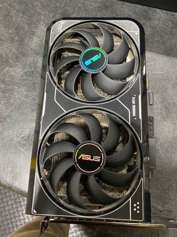 Photo 1 of ASUS Dual NVIDIA GeForce RTX 5060 8GB GDDR7 OC Edition (PCIe 5.0, 8GB GDDR7, DLSS 4, HDMI 2.1b, DisplayPort 2.1b, 2.5-Slot Design, Axial-tech Fan Design, 0dB Technology), 3 Year Warranty