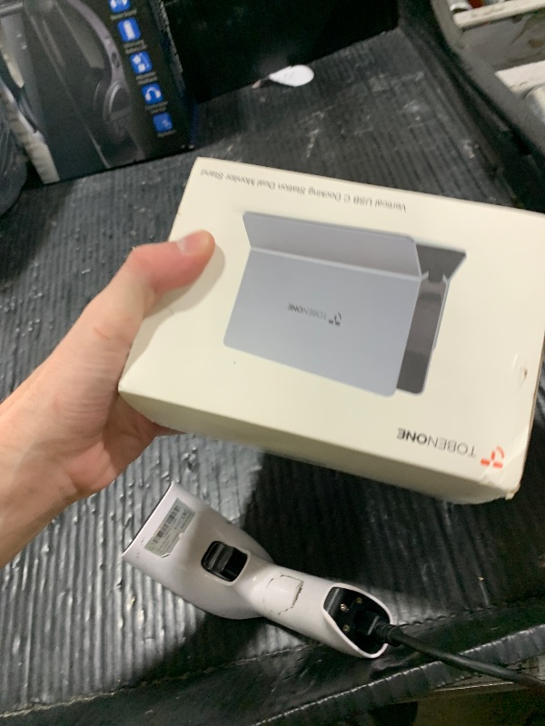 Photo 1 of TobenONE Docking Station Dual Monitor - Grey