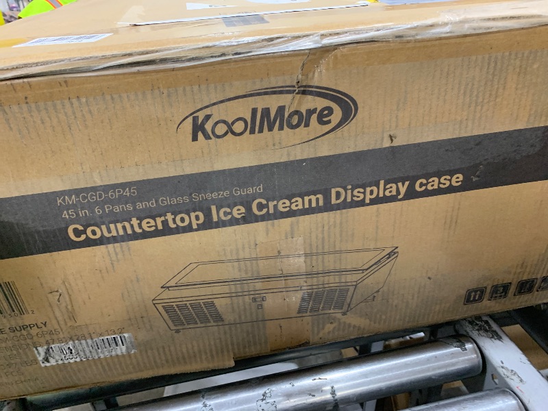 Photo 1 of KoolMore KM-CGD-6P45 45 in. 6-Pan Countertop Ice Cream Display Freezer with Glass Top, ETL Listed