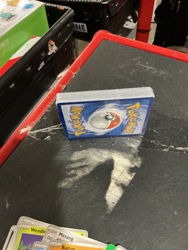 View 5 of ***STOCK IMAGE FOR REFERENCE***
** only one package of cards is sealed**
Chaos Rising Booster Box - ME04: Chaos Rising (CRI)